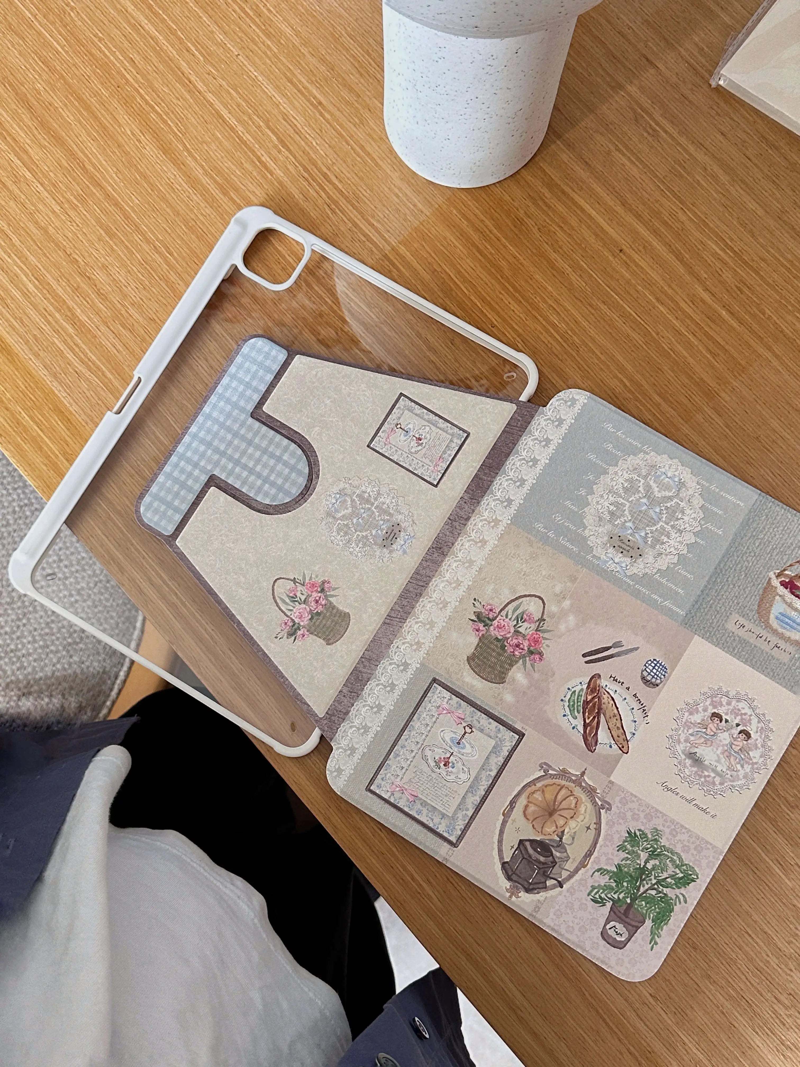 DreamFold - iPad Case